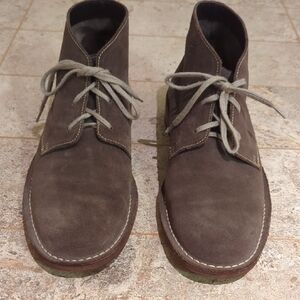 Men's Brown Suede Desert Boots